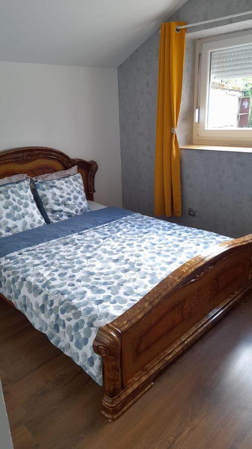 Studio Privee Vesoul -Wifi,Tv,Clim,Parking Gratuit Exterior photo